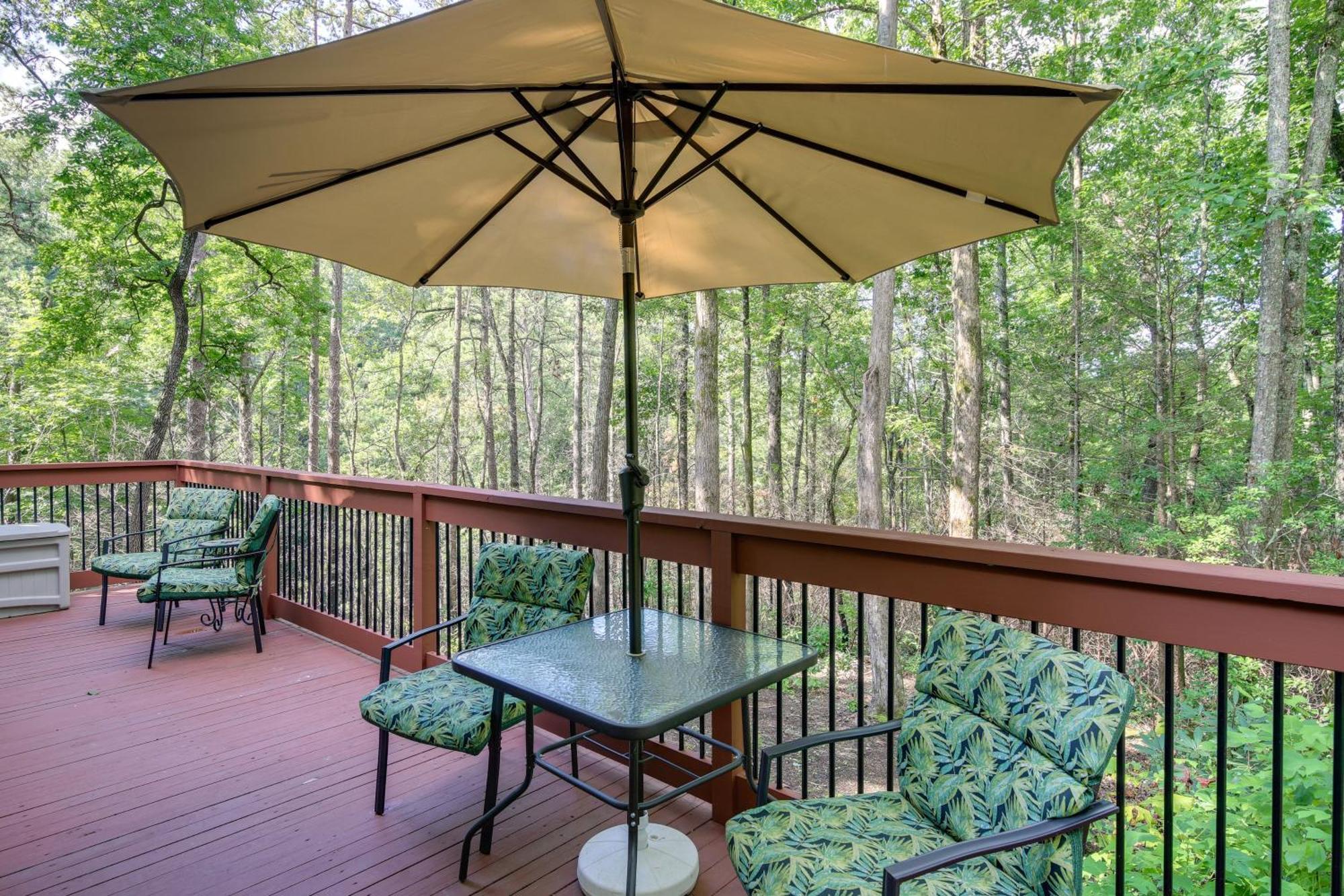 Quaint Smoky Mountain Cabin - 4 Mi To Gatlinburg! Dış mekan fotoğraf
