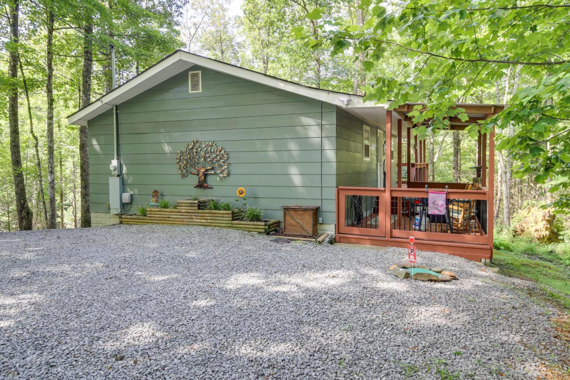 Quaint Smoky Mountain Cabin - 4 Mi To Gatlinburg! Dış mekan fotoğraf